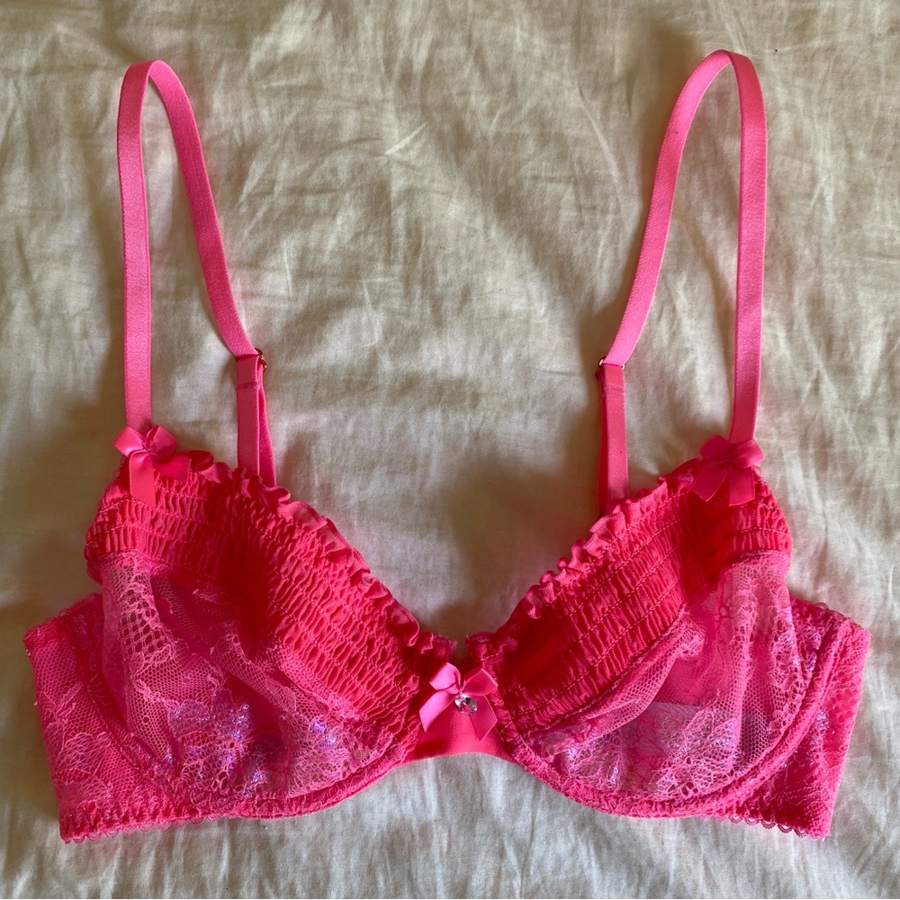 SOLD Savage X Fenty Iridescent Lace Unlined Bra in Rose Violet Pink size 32D